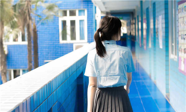镇宁如何找到一个可以帮助我生孩子的女人？